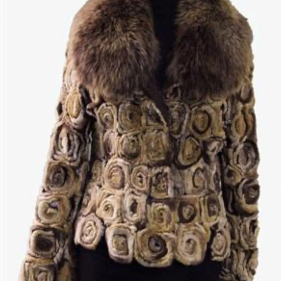 𝅺CHAARM New York real fur jacket size L